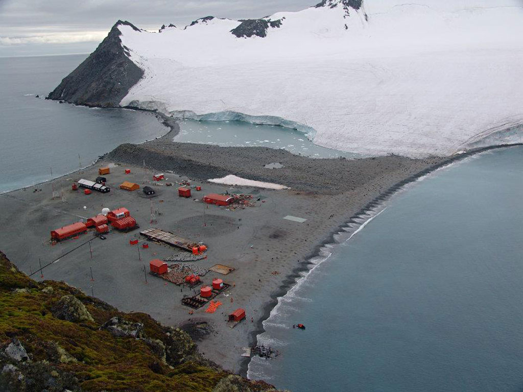 Orcadas Base on Laurie Island. Image courtesy of https://www.culturademontania.com.ar/.