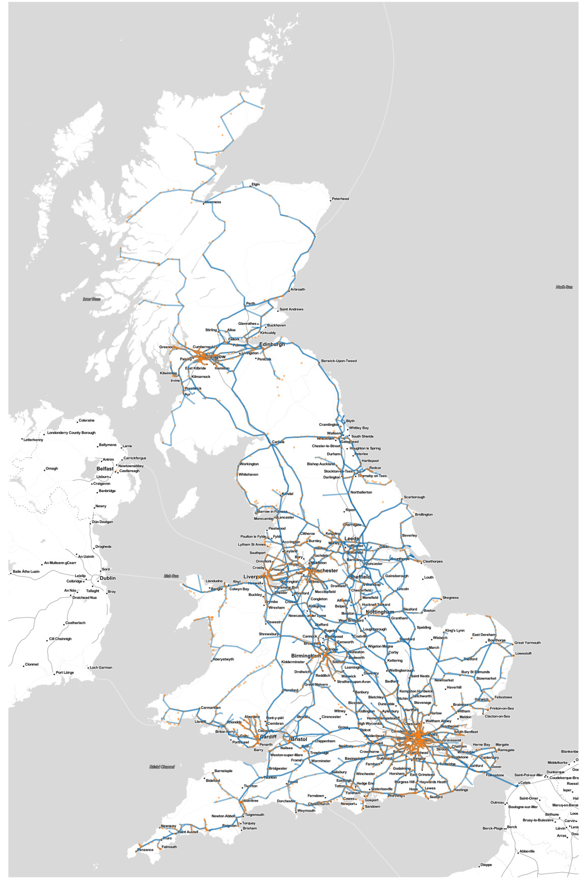 Railway stations and segments of the network on map of Great Britain.